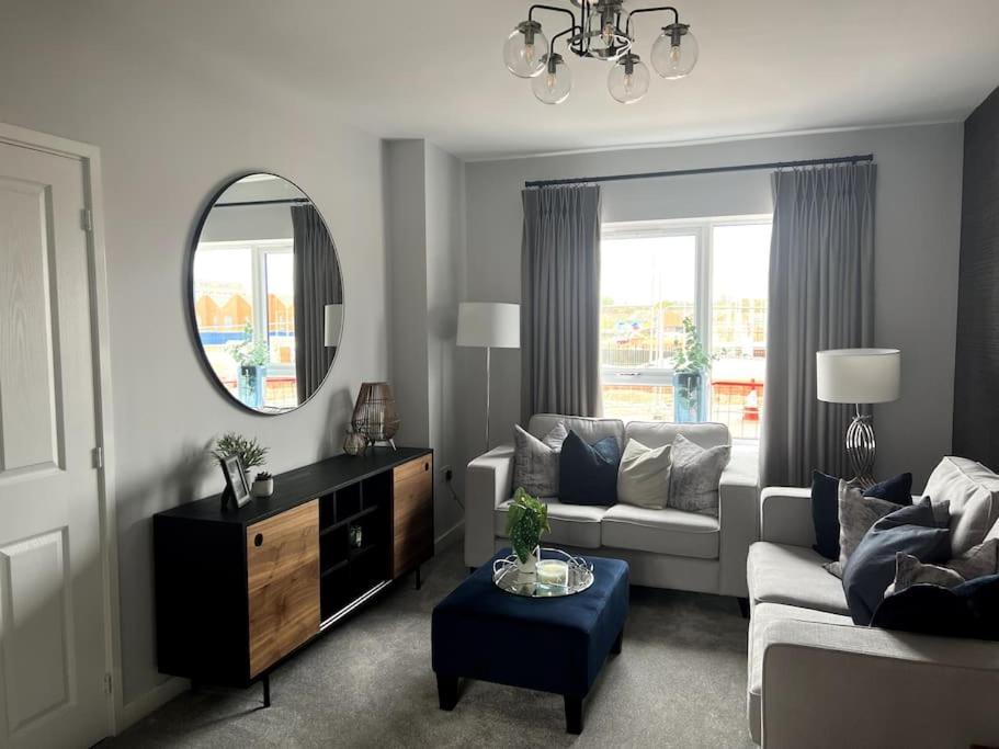 Вилла Waterside House Лестер Экстерьер фото