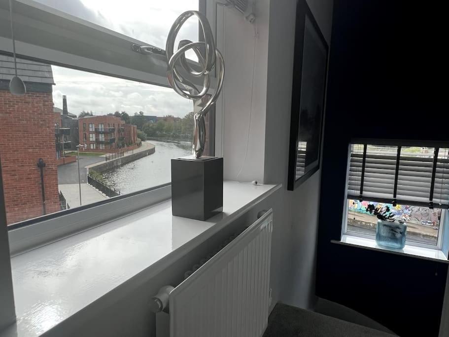 Вилла Waterside House Лестер Экстерьер фото